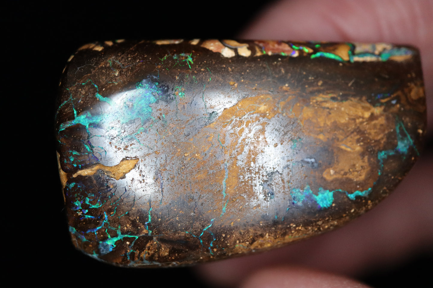 Koroit Boulder Opal 64 ct.
