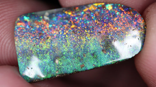 Boulder Opal OA2023 11,55 ct. Rainbow Fire